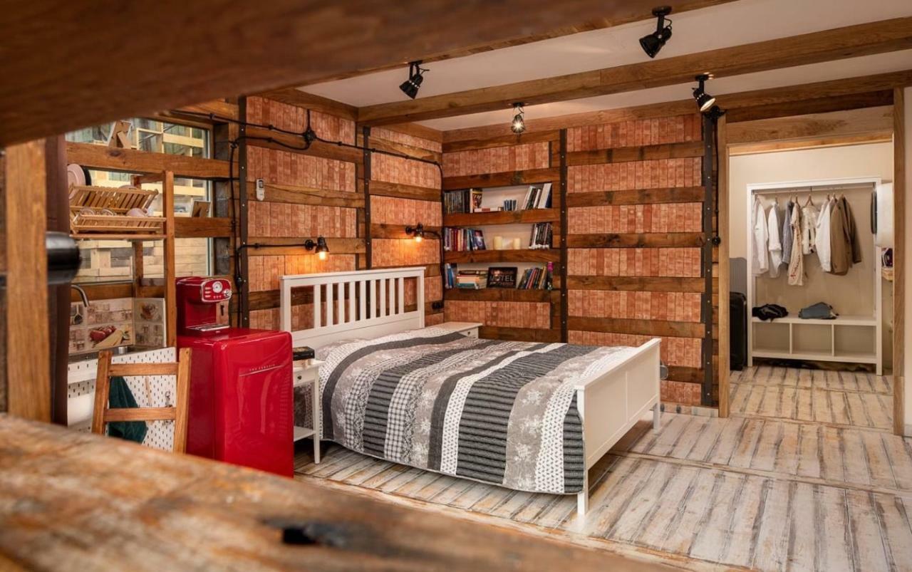 Skay Loft Bed and Breakfast Braşov Exteriör bild